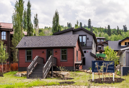 Image for 741  Rossie Hill Drive