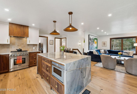 Image for 2407  Holiday Ranch Loop Road