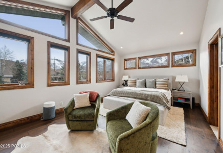 Image for 2407  Holiday Ranch Loop Road