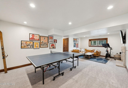 Image for 2407  Holiday Ranch Loop Road