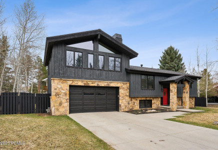 Image for 2407  Holiday Ranch Loop Road