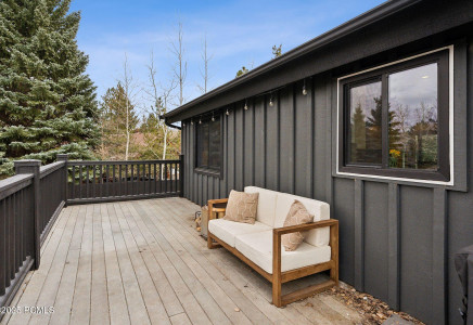 Image for 2407  Holiday Ranch Loop Road