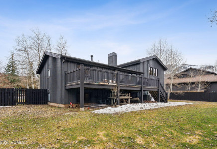 Image for 2407  Holiday Ranch Loop Road