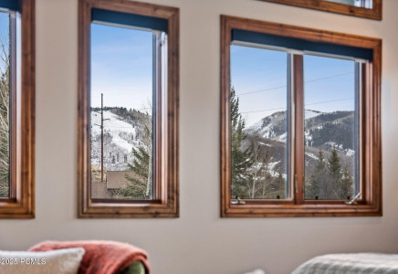Image for 2407  Holiday Ranch Loop Road