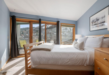 Image for 320  Marsac Avenue