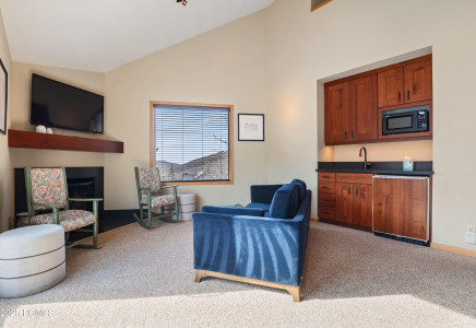 Image for 320  Marsac Avenue