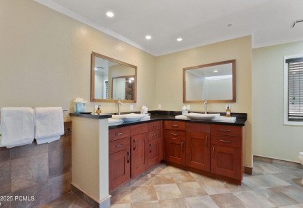 Image for 320  Marsac Avenue