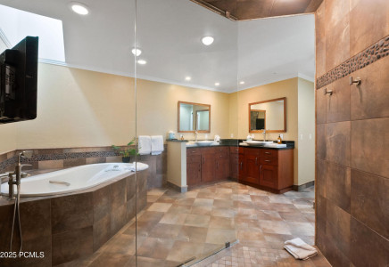 Image for 320  Marsac Avenue