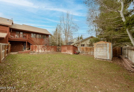 Image for 2003  Venus Court