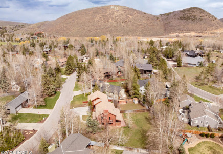 Image for 2003  Venus Court