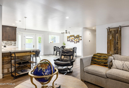 Image for 2830  Holiday Ranch Loop Road