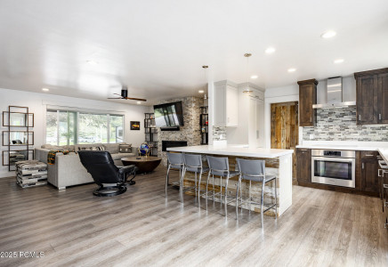 Image for 2830  Holiday Ranch Loop Road