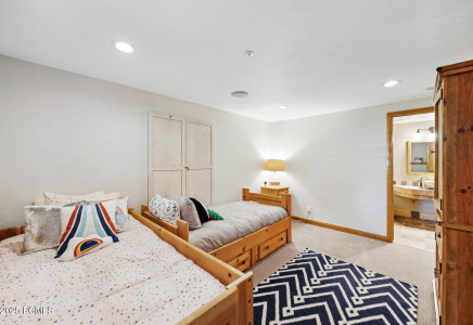 Image for 6  Saint Andrews Court
