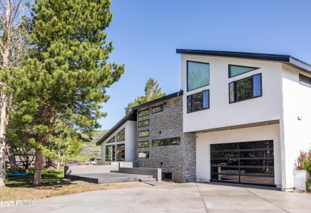 Image for 1830  Lucky John Drive
