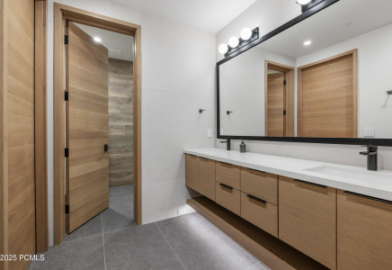 Image for 8903  Moonshadow Court