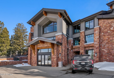 Image for 8200 E Royal Street