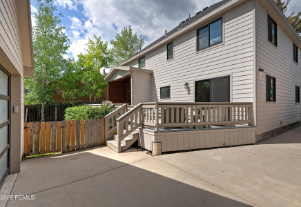 Image for 2300  Comstock Drive