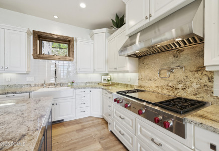 Image for 147  White Pine Canyon Road