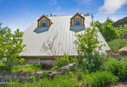 Image for 844  Empire Avenue