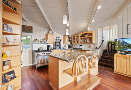 Image for 235  Mchenry Street