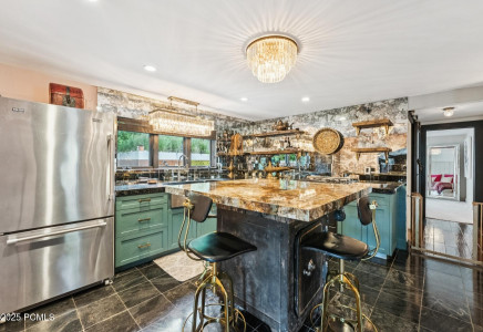 Image for 1439  Woodside Avenue