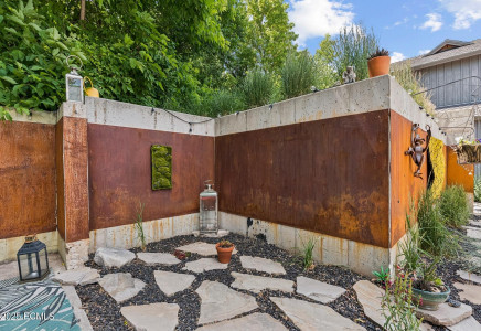 Image for 1439  Woodside Avenue