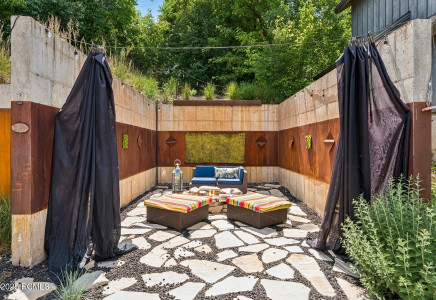 Image for 1439  Woodside Avenue