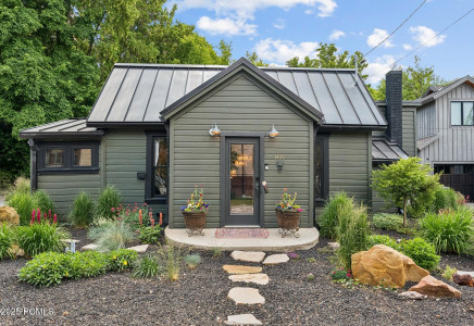 Image for 1439  Woodside Avenue