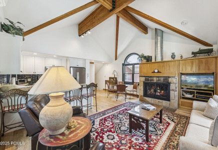Image for 954  Empire Avenue