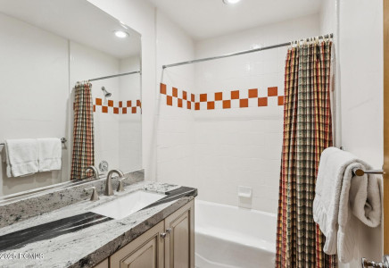 Image for 954  Empire Avenue