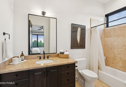 Image for 1427  Eagle Way