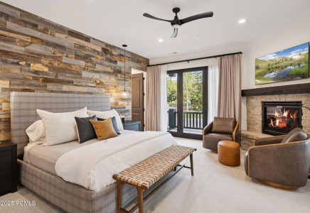 Image for 1427  Eagle Way