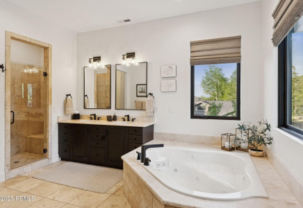 Image for 1427  Eagle Way