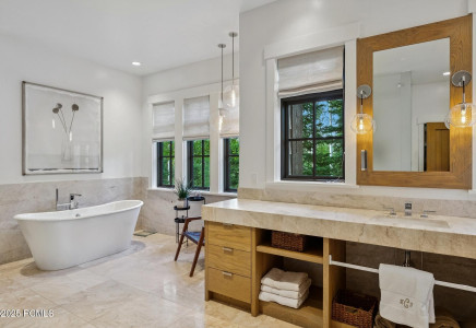 Image for 2505 W White Pine Lane