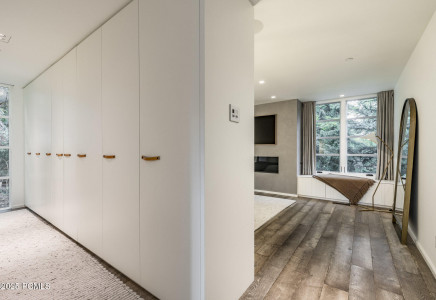 Image for 130  Webster Court