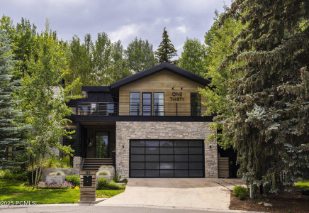 Image for 130  Webster Court
