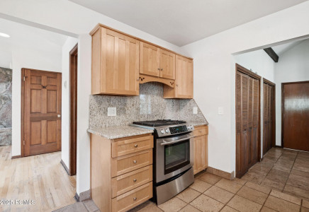 Image for 1860  Lucky John Drive