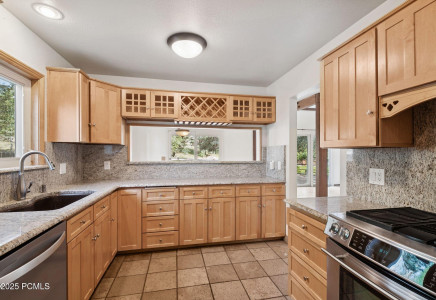 Image for 1860  Lucky John Drive