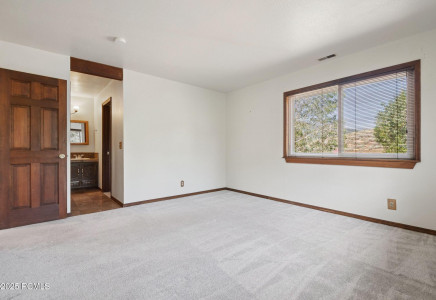 Image for 1860  Lucky John Drive