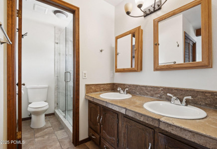 Image for 1860  Lucky John Drive