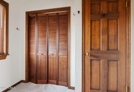 Image for 1860  Lucky John Drive