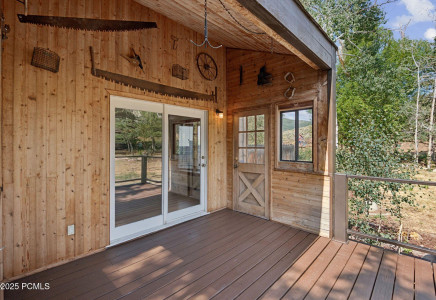 Image for 1860  Lucky John Drive