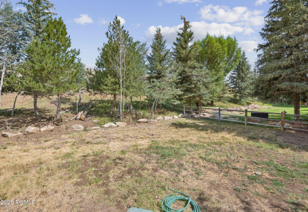 Image for 1860  Lucky John Drive