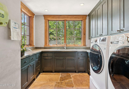 Image for 87  White Pne Cyn Road