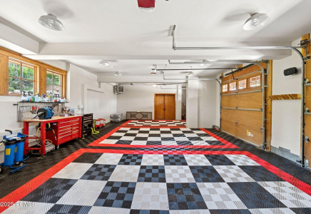 Image for 87  White Pne Cyn Road