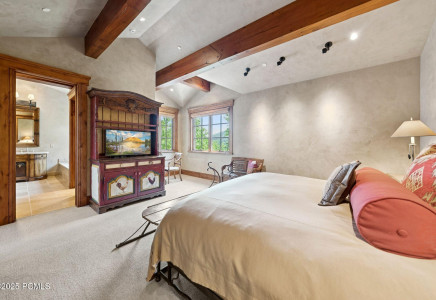 Image for 87  White Pne Cyn Road