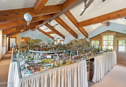 Image for 87  White Pne Cyn Road