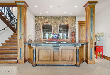 Image for 87  White Pne Cyn Road