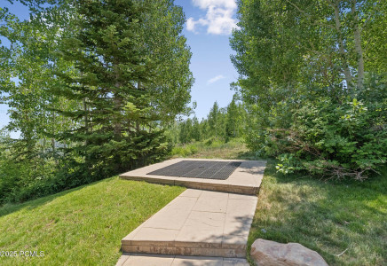 Image for 87  White Pne Cyn Road