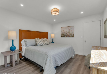 Image for 1313  Park Avenue